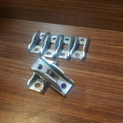 بست فارسونگا موتور پرکینز سری ۱۰۰۶ _ ۱۰۰۴ ( تراکتور فرگوسن ۳۹۹ _ ۴۷۵ و کامیونت بادسان )