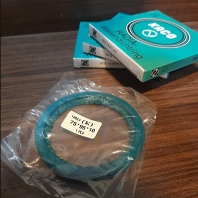 کاسه نمد توربین لیفتراک سهند DV آلمان شماره فنی : 10 95 75