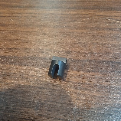 واسطه اویل پمپ تراکتور سام 70